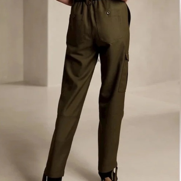 Banana Republic Olive Green Trousers - Picture 3 of 3